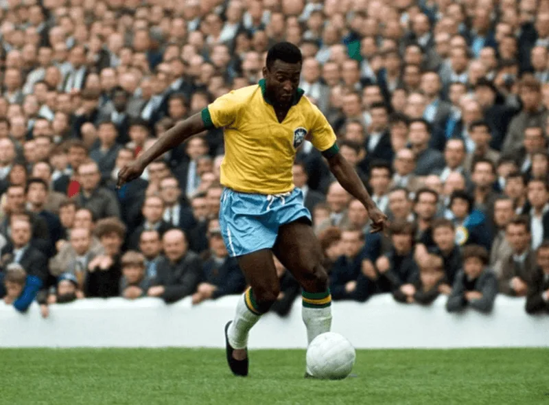 Những pha xử lý kỹ thuật thượng thừa của Pelé đã định nghĩa lại khái niệm bóng đá đẹp